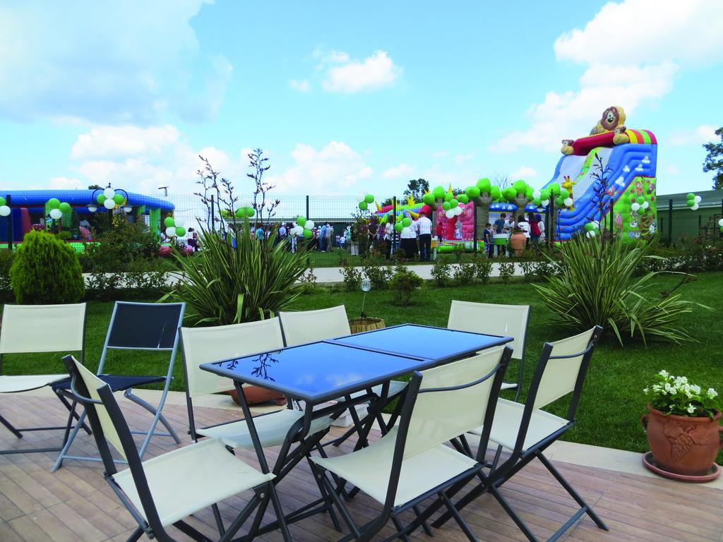 Riva'S Club Hotel Hüseyinli Bagian luar foto