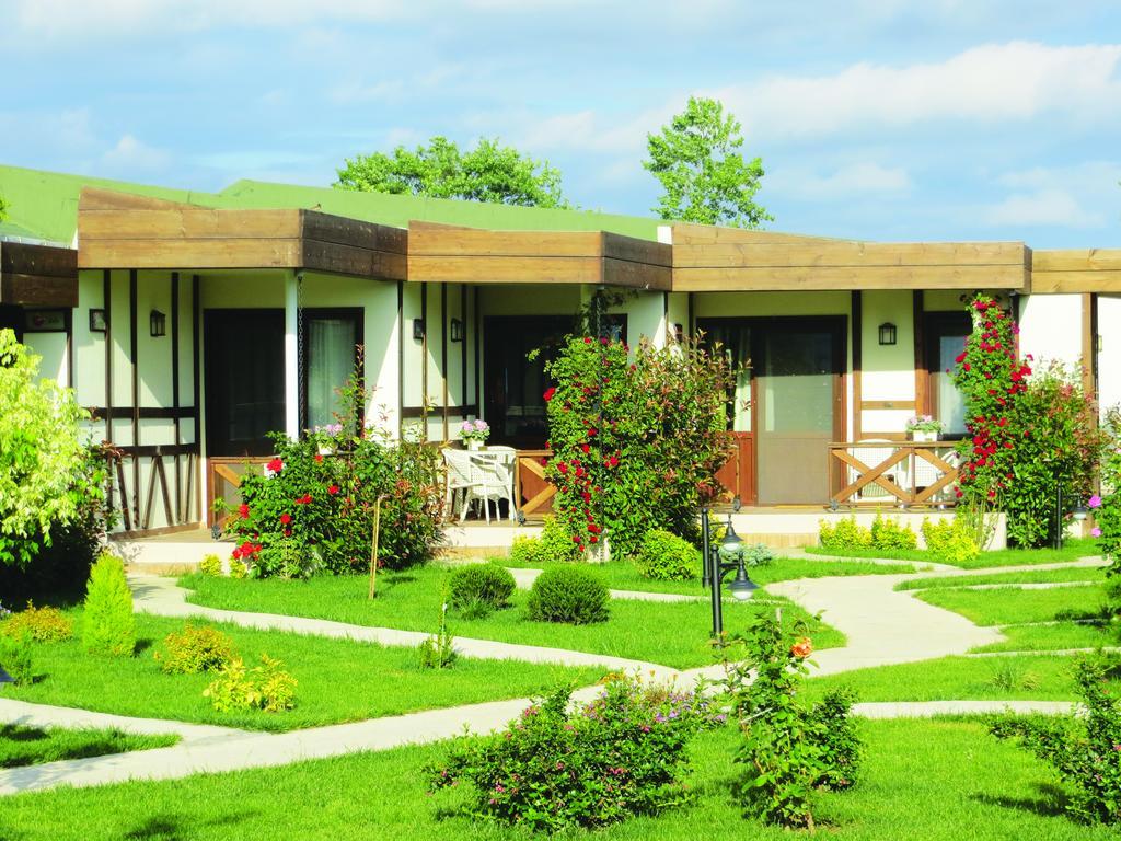Riva'S Club Hotel Hüseyinli Bagian luar foto