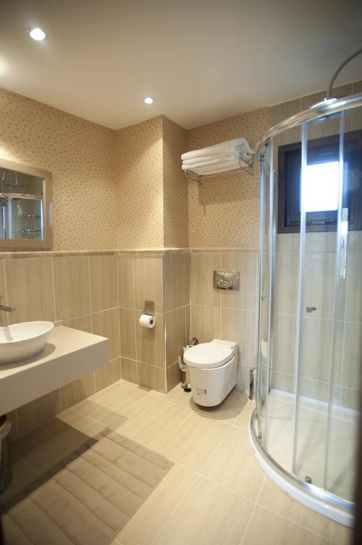 Riva'S Club Hotel Hüseyinli Bagian luar foto
