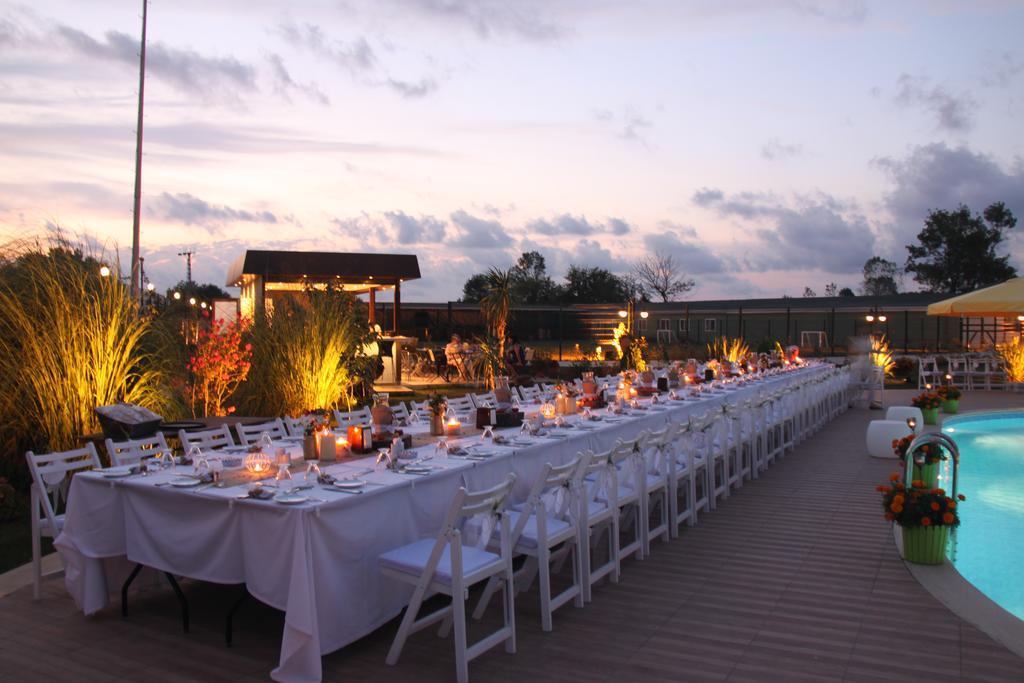 Riva'S Club Hotel Hüseyinli Bagian luar foto
